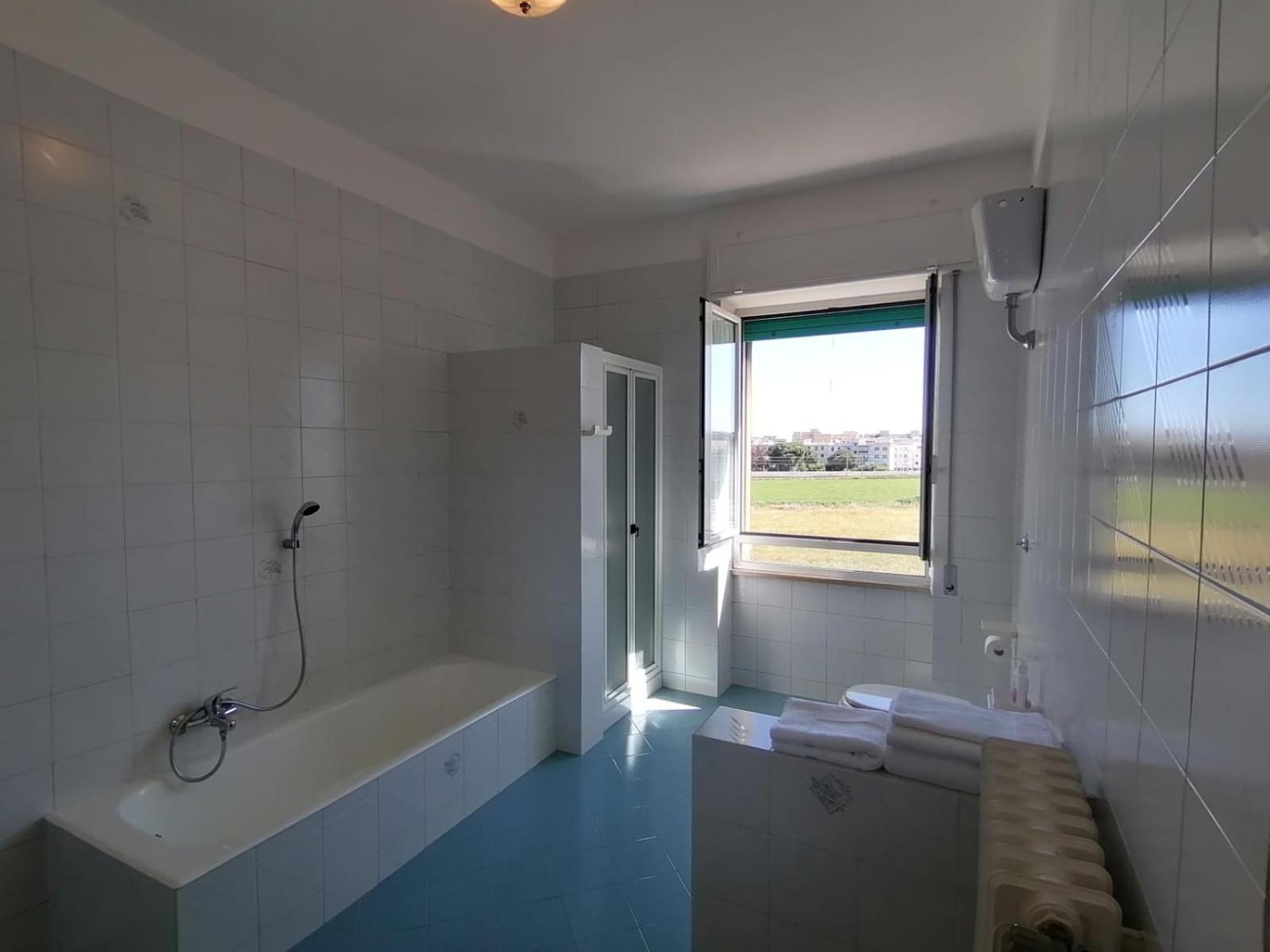 Le Rondini Apartment Trani Bagian luar foto